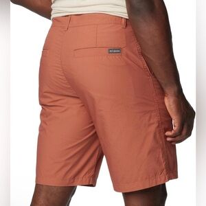 NEW Columbia Men's “Washed Out” Short - 8”